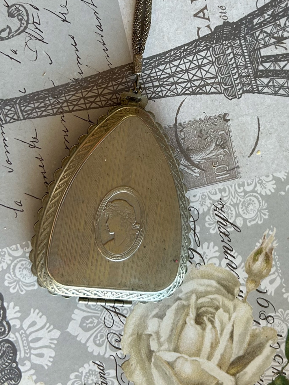 Vintage ART DECO machine chased compact coin purse wristlet